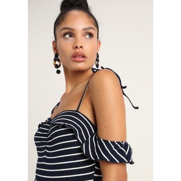 5/$30 STRIPED BODYSUIT w/SHOULDER CUTOUTS - Picture 2 of 8